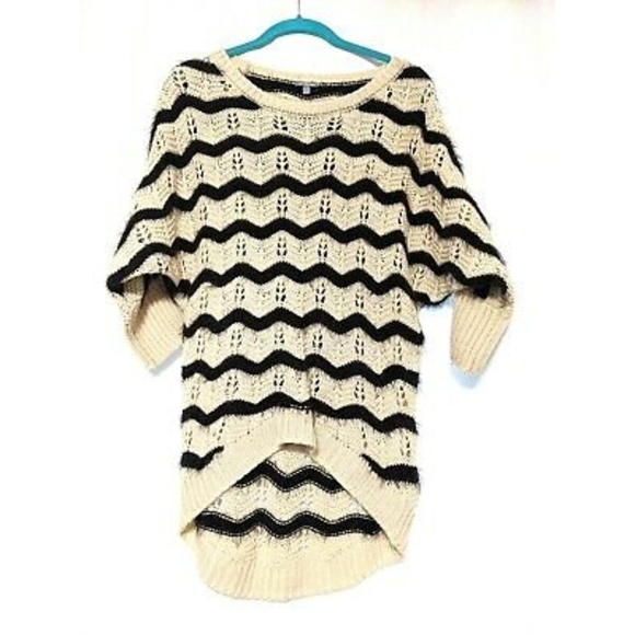 Charlotte Russe Womens Striped Tan Black Short Sleeve Open Knit Sweater Size S - Picture 1 of 5
